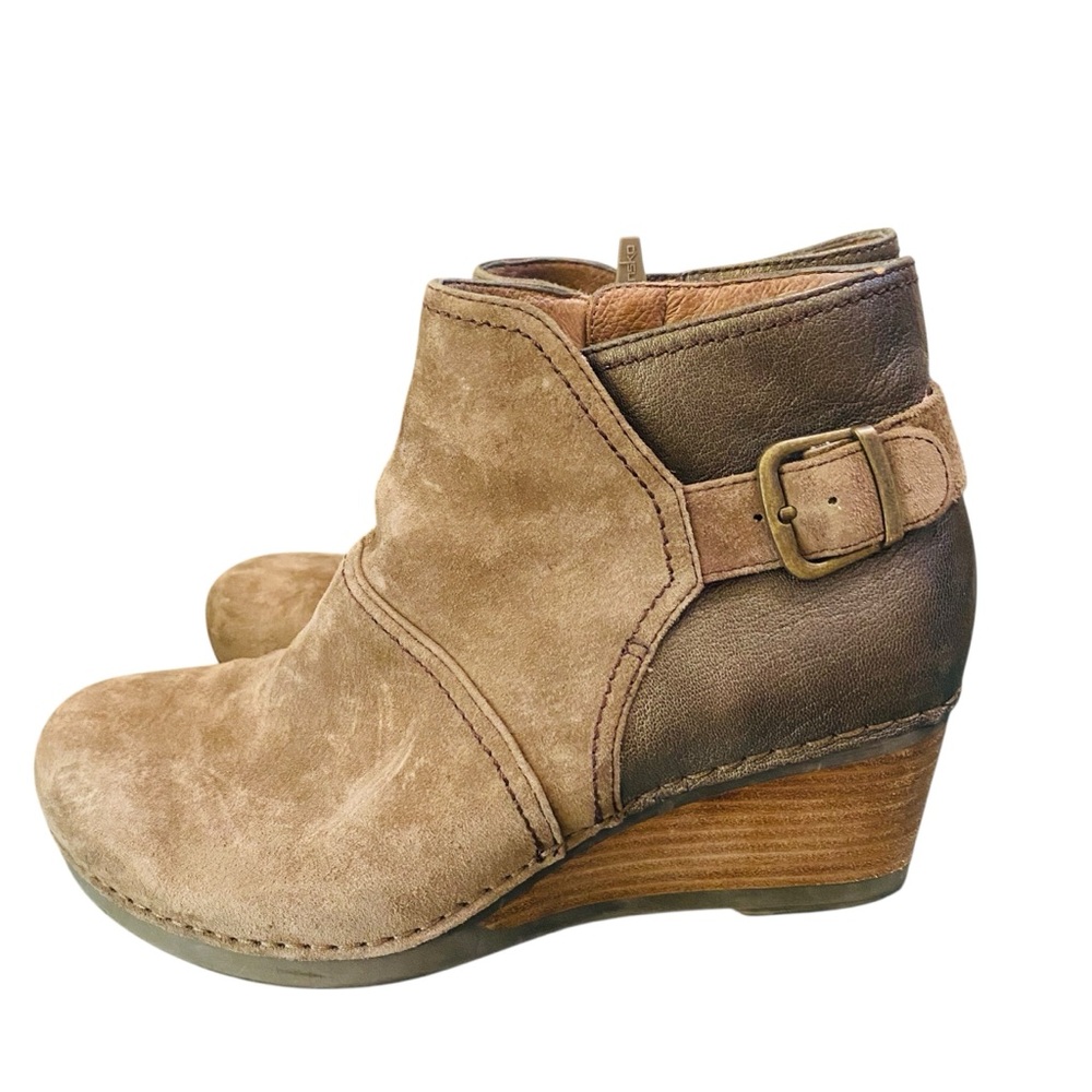 Dansko Shirley Wedge Ankle Bootie In Taupe Nubuck Leather - Picture 3 of 11